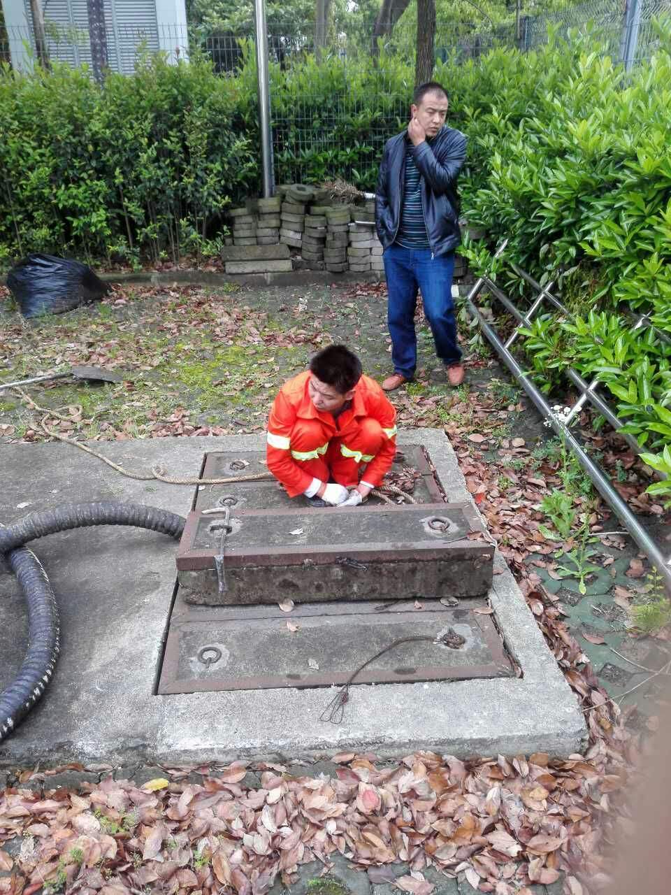 于洪吸污抽粪